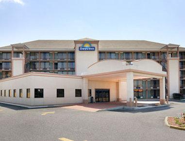 哥伦布本宁北堡戴斯汽车旅馆 外观 照片